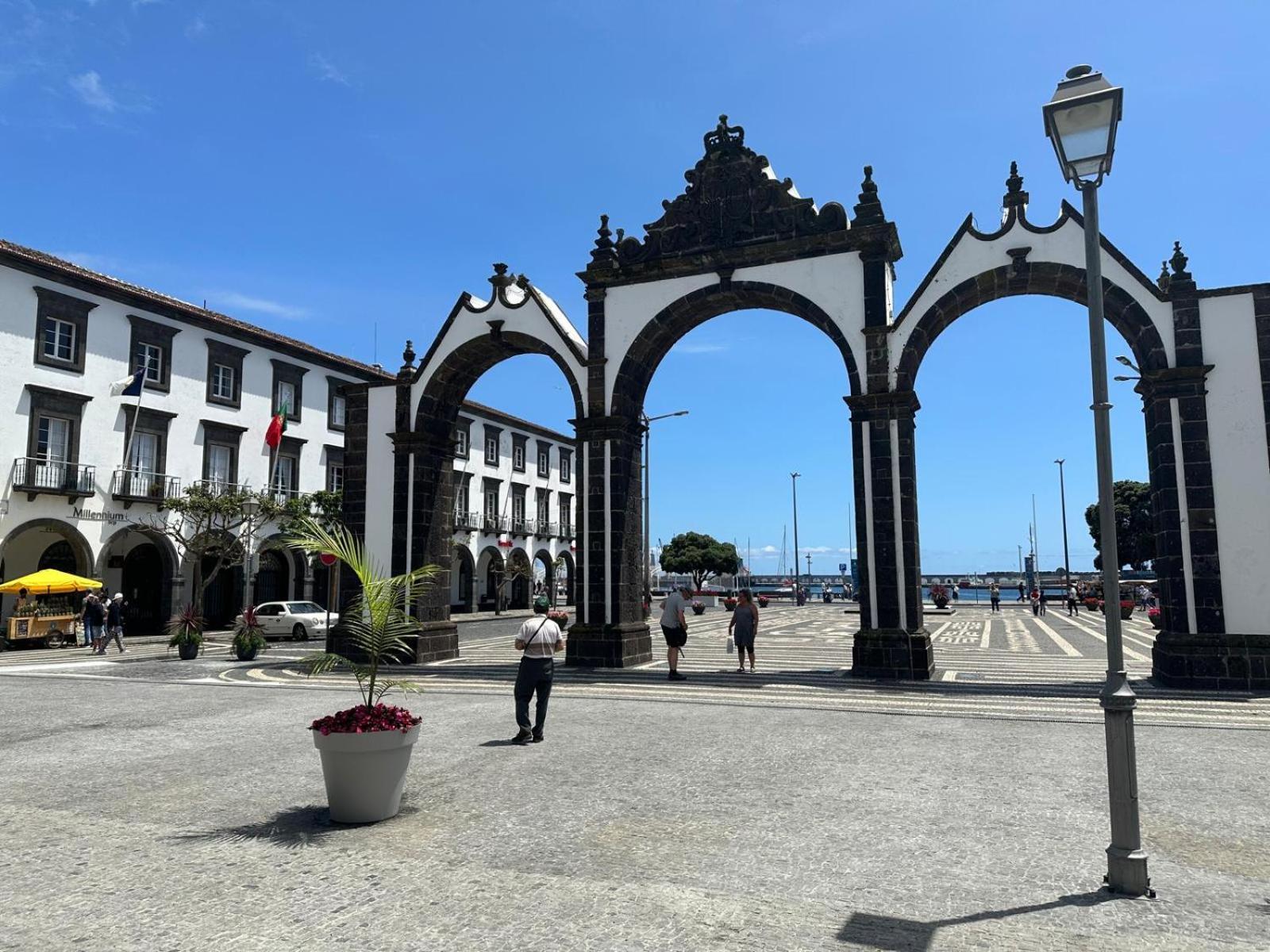 Azor International Apartment I Ponta Delgada المظهر الخارجي الصورة
